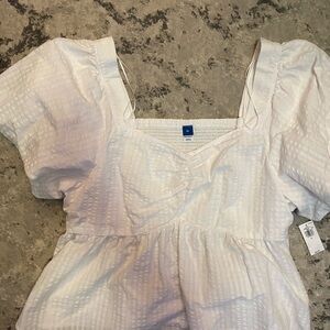 Old Navy White Textured Blouse xl